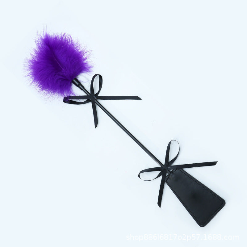 Velvet Tease™ Feather Tickler