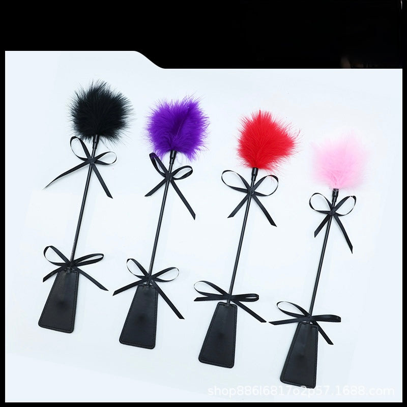 Velvet Tease™ Feather Tickler