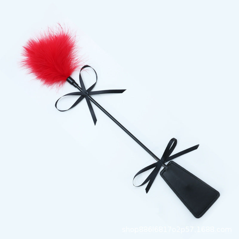 Velvet Tease™ Feather Tickler